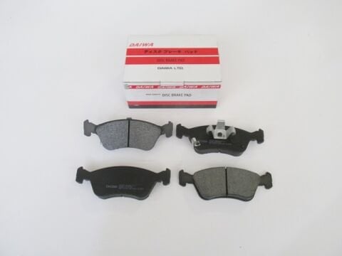 04465-05020 - Toyota Avensıs- 98/00; Ön Fren Balatası 1,6/1,8/2,0 (Disk) (156,5X50X17) (Daıwa)