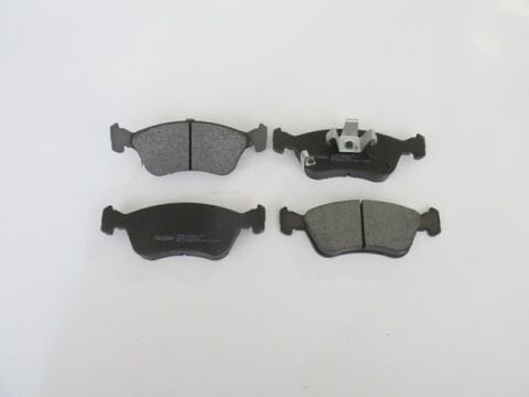04465-05020 - Toyota Avensıs- 98/00; Ön Fren Balatası 1,6/1,8/2,0 (Disk) (156,5X50X17) (Daıwa)
