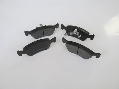 04465-05020 - Toyota Avensıs- 01/02; Ön Fren Balatası 1,6/1,8/2,0 (Disk) (156,5X50X17) (Daıwa)