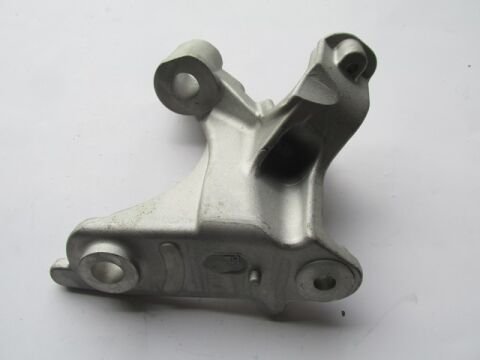 548512672R - Renault Megane- 4- Sd- 21/24; Motor Beşiği Bağlantı Ayağı Sol (Beşik Darbe Emici)