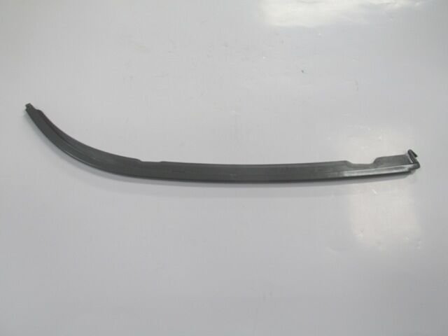 51138168809 - Bmw 5 Serı- E39- 96/00; Far Alt Çıtası Sol Gri (Tyg)