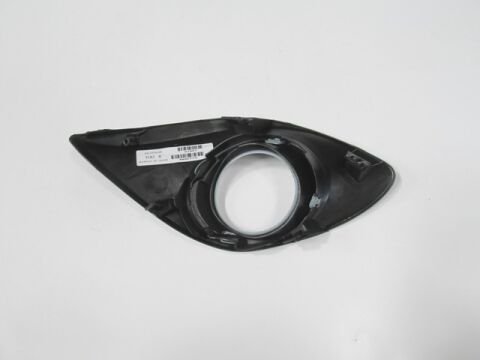 Dr6150C20A - Mazda 2- Hb- 12/14; Sis Lamba Kapağı Sol Sis Delikli/Çerçevesi Gümüş Gri (Tyg)